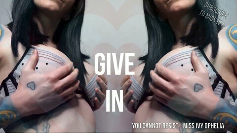 Domination féminine, adoration du cul