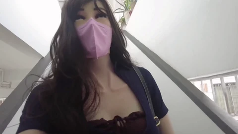 Joy buttons, 중국녀