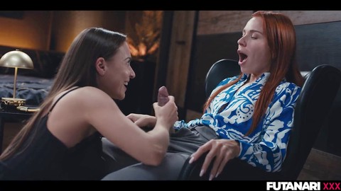 Josephine Jackson fa sesso orale a Clemence Audiard in questa scena futa fumante