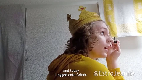 French tranny sucks off her Grindr hookup as a thank you for buying her a burger